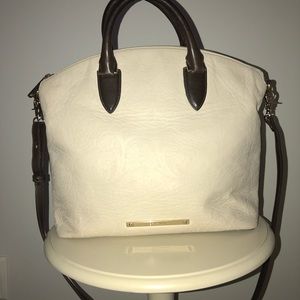 Cream Brahmin Bag - IN AMAZING CONDITION